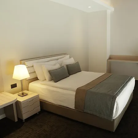 Piril Thermal&beauty منتجع Çeşme